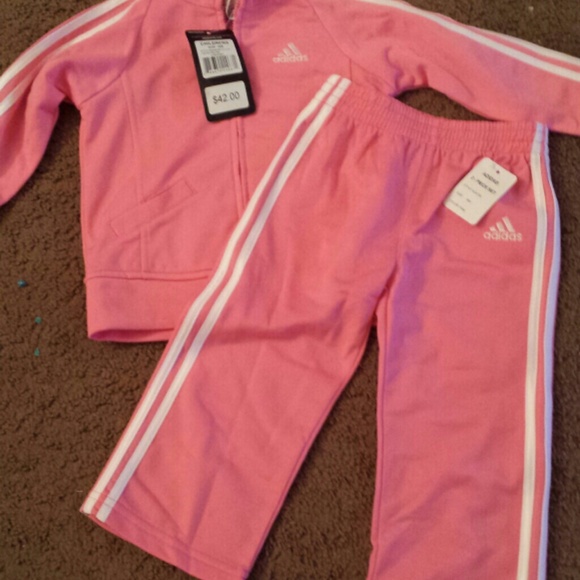 Toddler jogging suit