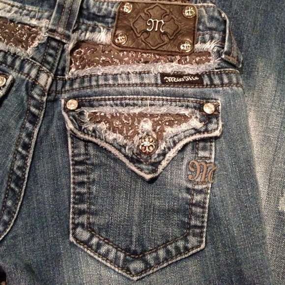 Miss Me Bootcut jeans