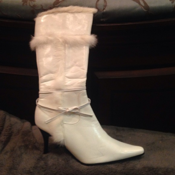 SEXY fur boots NWOT