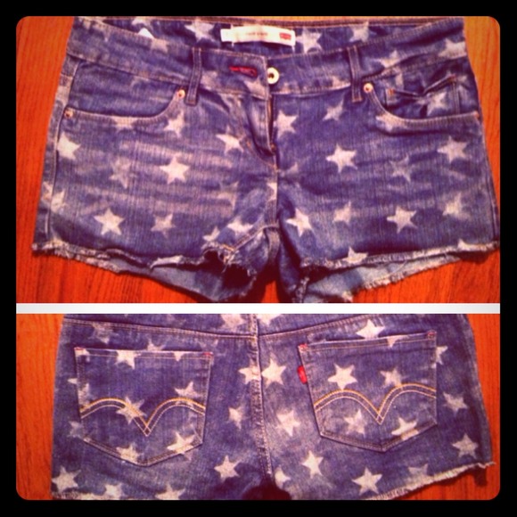 Levi Shorts