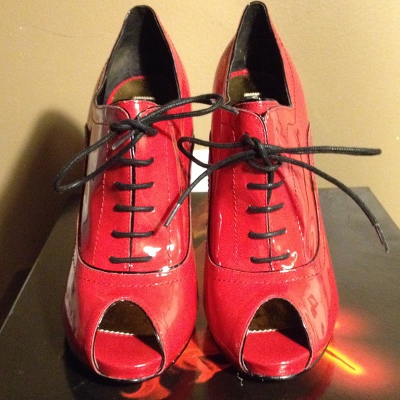 RED HOT HIGH HEELS BOOTS!!!