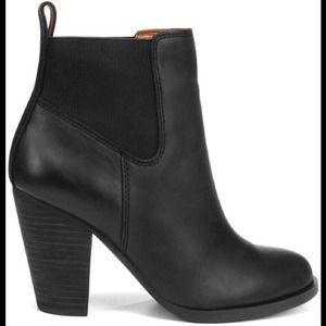 Lucky Brand Parlei Black leather booties