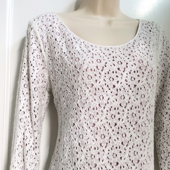 Sabine white lace dress - Picture 2 of 3