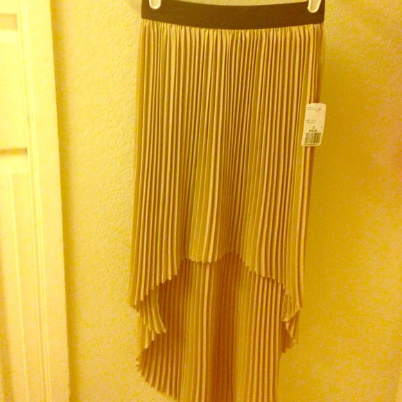High and low skirt