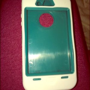 Teal and white iPhone 4/4S case