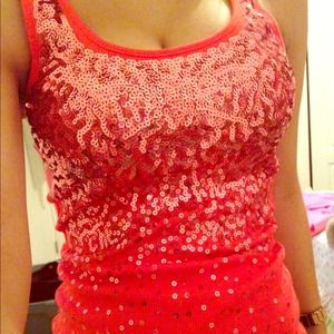 ❤️❤️coral sequined blouse❤️❤️