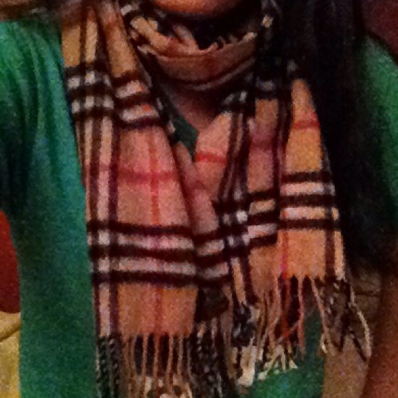 Scarf - Picture 2 of 2