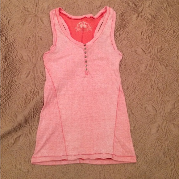 ❌SOLD❌🎉🎉HOT PICK🎉🎉FREE PEOPLE PINK TANK TOP - Picture 3 of 4
