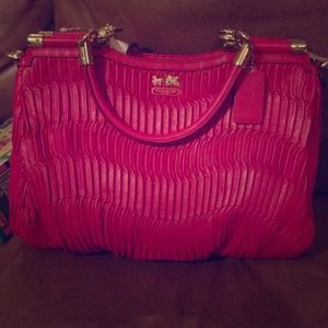 Coach gathered leather purse! Brand new.