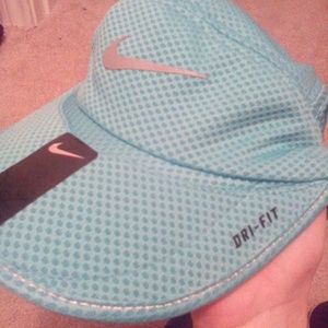 Nike dri-fit running hat! NWT