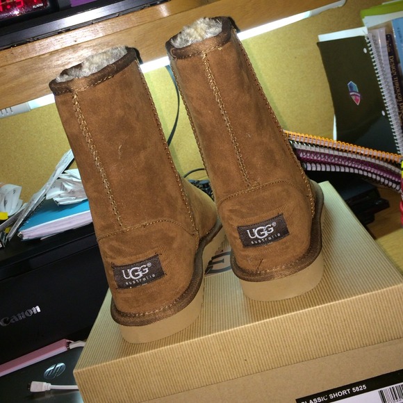 UGG Classic Short boots
