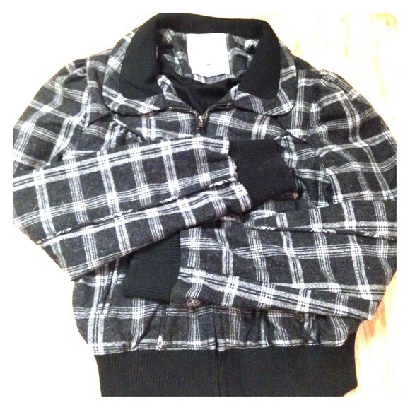 Grey Plaid Jacket - Picture 4 of 4