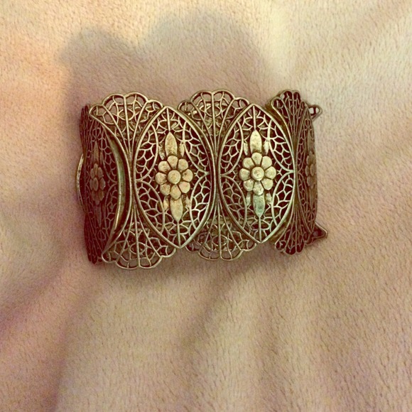 Forever 21 silver bracelet