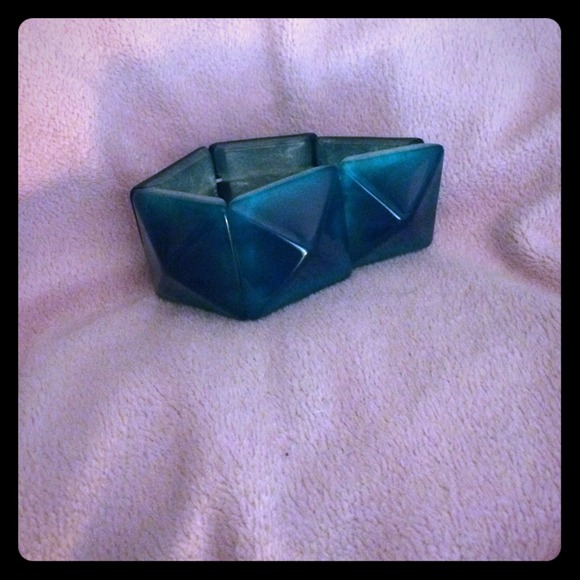 Forever 21 teal bracelet