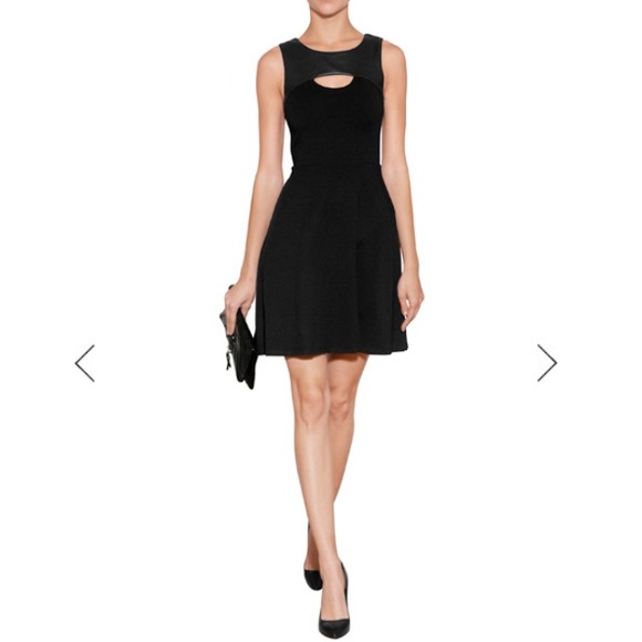 Fun LBD - Picture 3 of 4