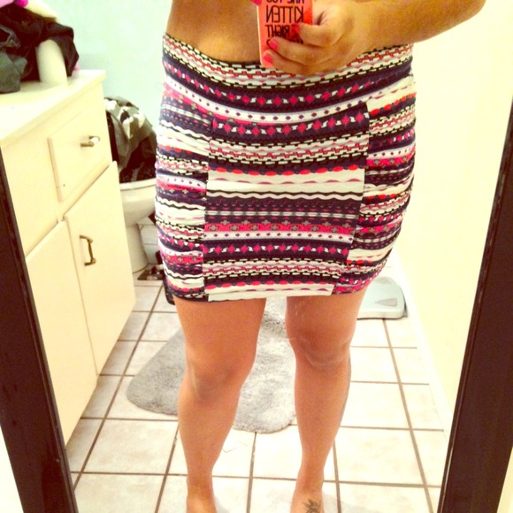 Patterned skirt