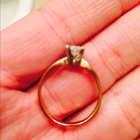 14k diamond 1/2 ct heart ring - Picture 2 of 4