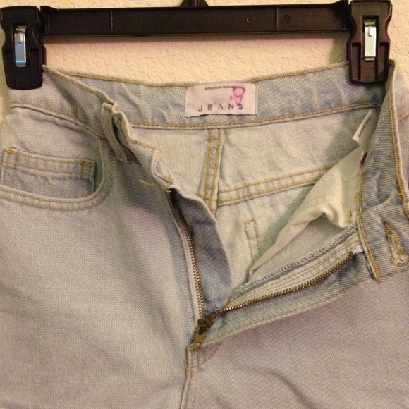 American Apparel Cuffed High Waisted Denim Shorts - Picture 4 of 4