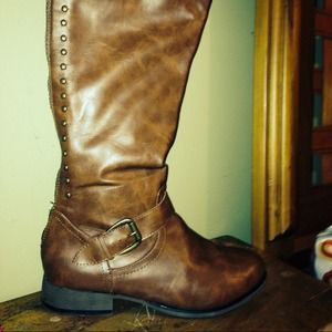 Knee high riding boots