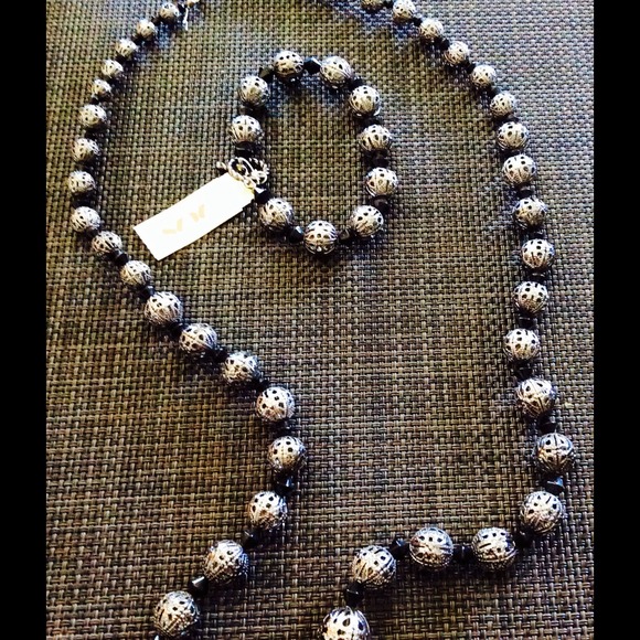 Beautiful Stretchy necklace and bracelet