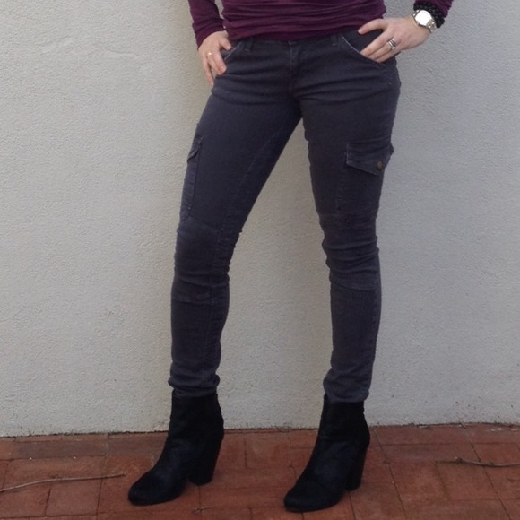 Current/Elliot Cargo Skinnies - Picture 2 of 4