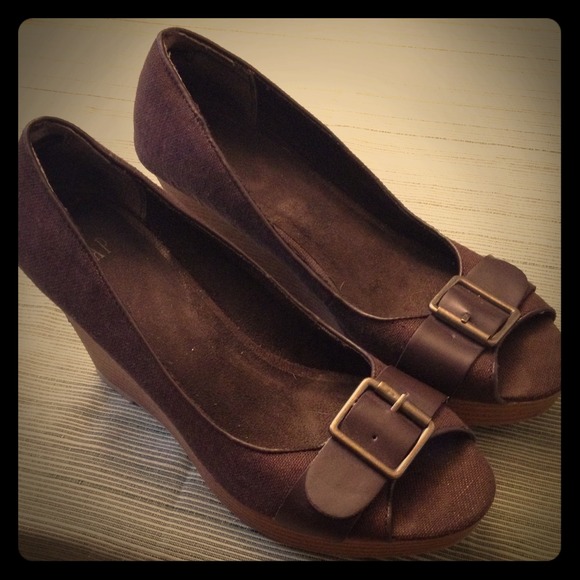 Gap Wedge Shoes