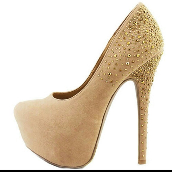 Shoes - Picture 1 of 1