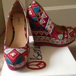 Olsenboye Red tribal design wedge heels