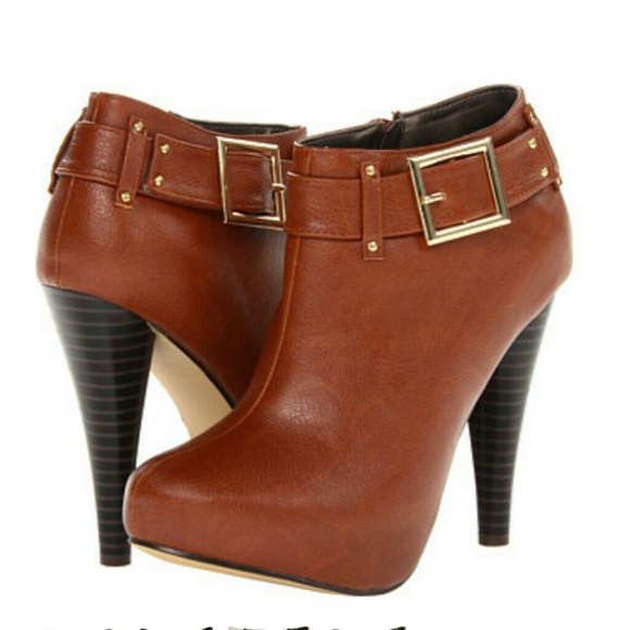 Boot - Picture 1 of 4