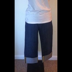 NWOT Express X2 Denim Cuffed Capris