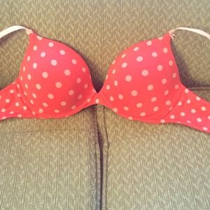 Victoria secret 38c bra