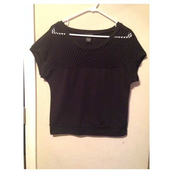 🐠Fishnet Blouse