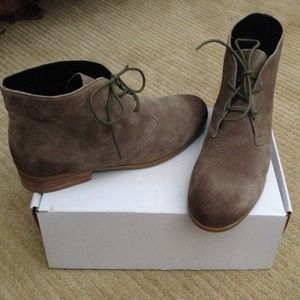 Dolce vita dessert boot , never worn 👢💗