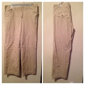🔸🔹Beige/Khaki color slack pants🔹🔸