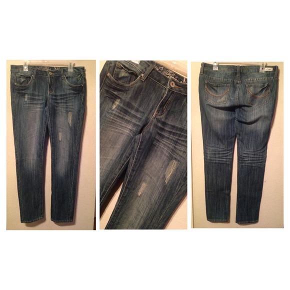 👖Charlotte Russe Pants👖