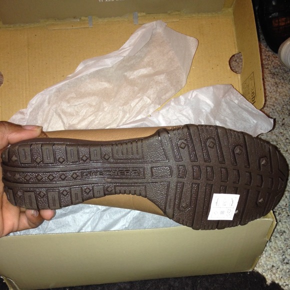 Shoes - Picture 2 of 3