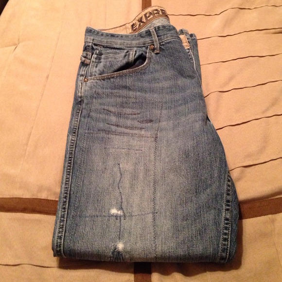 Men's distressed jeans - Picture 1 of 3