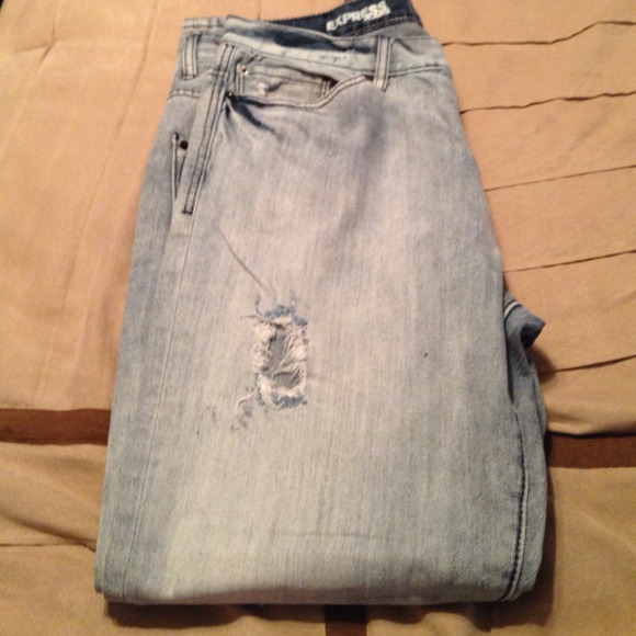 Men's distressed jeans - Picture 3 of 3