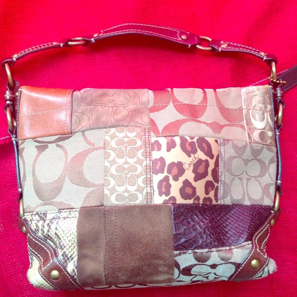 Authentic Coach bag. Used but in good condition.