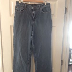 Straight Leg Jeans Size 16L but fits like 14L