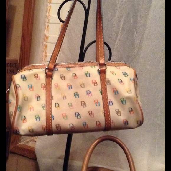 🚨SOLD IN ANOTHER SITE🚨Dooney BAG🌹