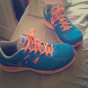 Blue & orange nike tennis shoes!