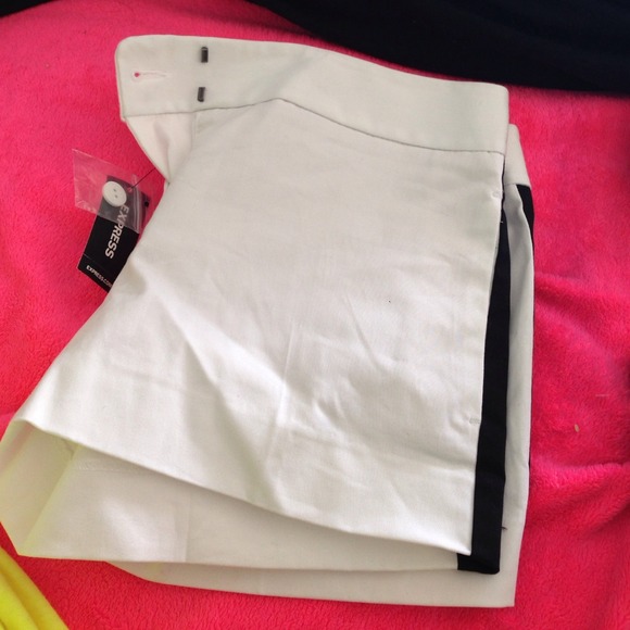 Tuxedo style shorts (black & white)