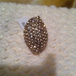 Cute ring with gold stones