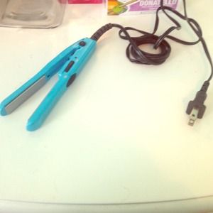 Mini Straightener