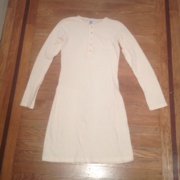 ⛔️SOLD! American Apparel off-white shirt or dress - Picture 2 of 4