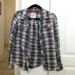 Flannel size small