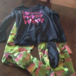 Duck Dynasty footed fleece