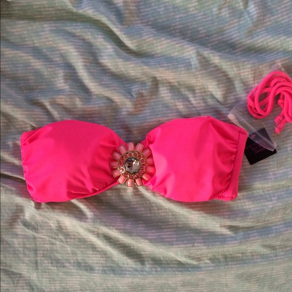 🚫SOLD🚫Victoria's Secret bikini top