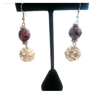 Costum hand made earrings